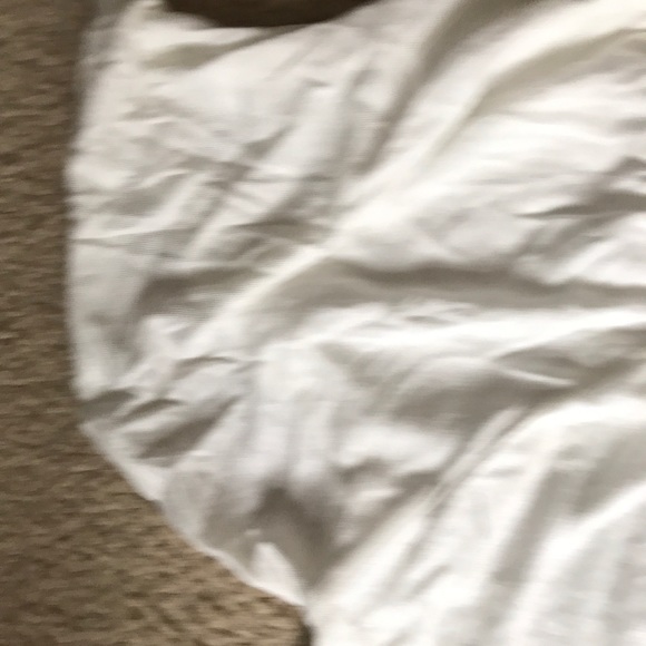 Old Navy Tee - Picture 4 of 6